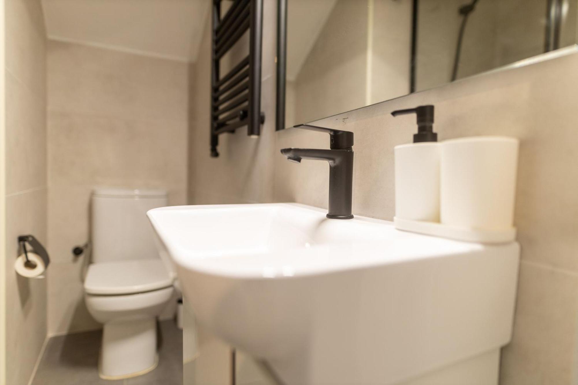 Suitur Beachfront Apartment Roc De Sant Gaieta Roda de Bará Εξωτερικό φωτογραφία
