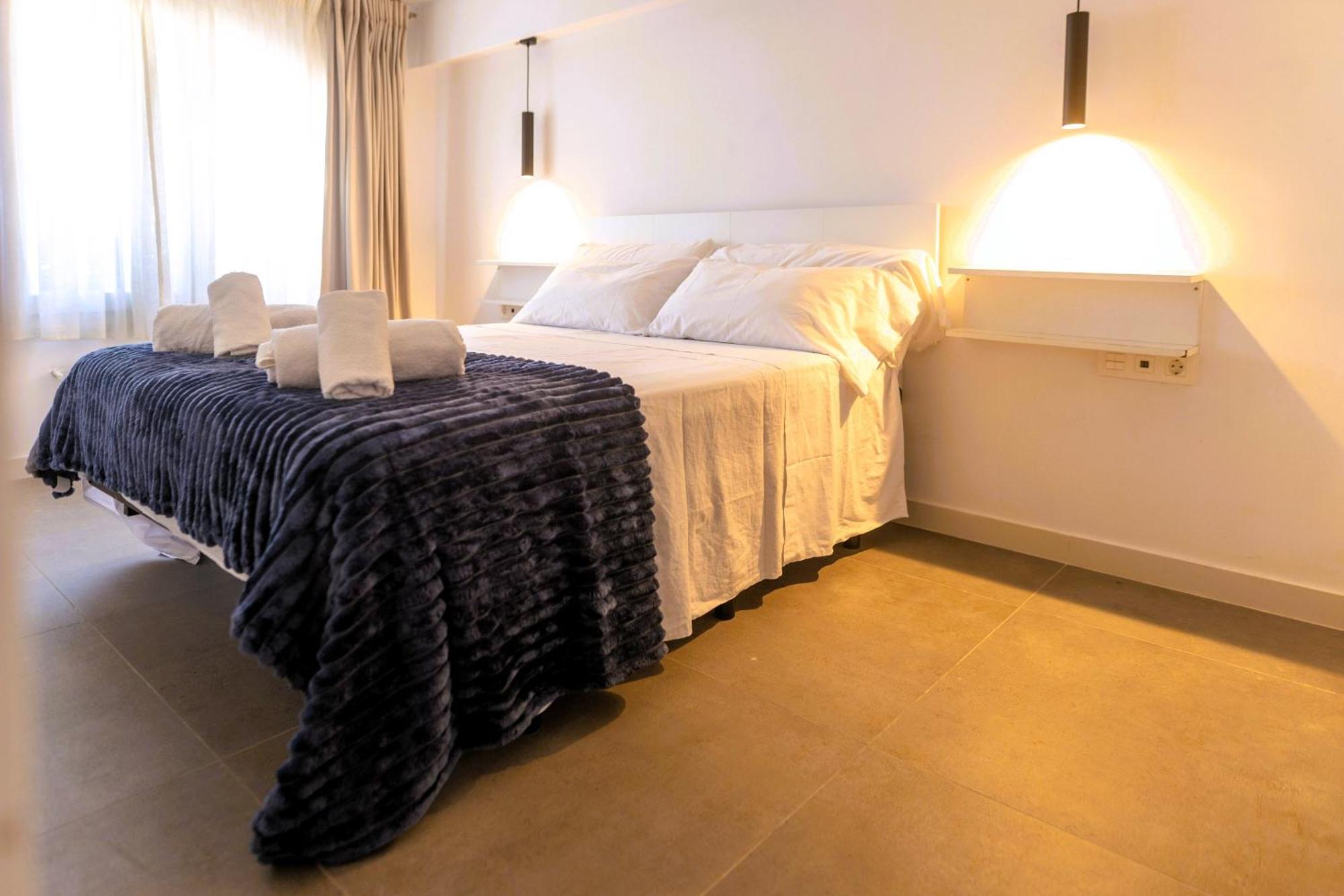 Suitur Beachfront Apartment Roc De Sant Gaieta Roda de Bará Εξωτερικό φωτογραφία