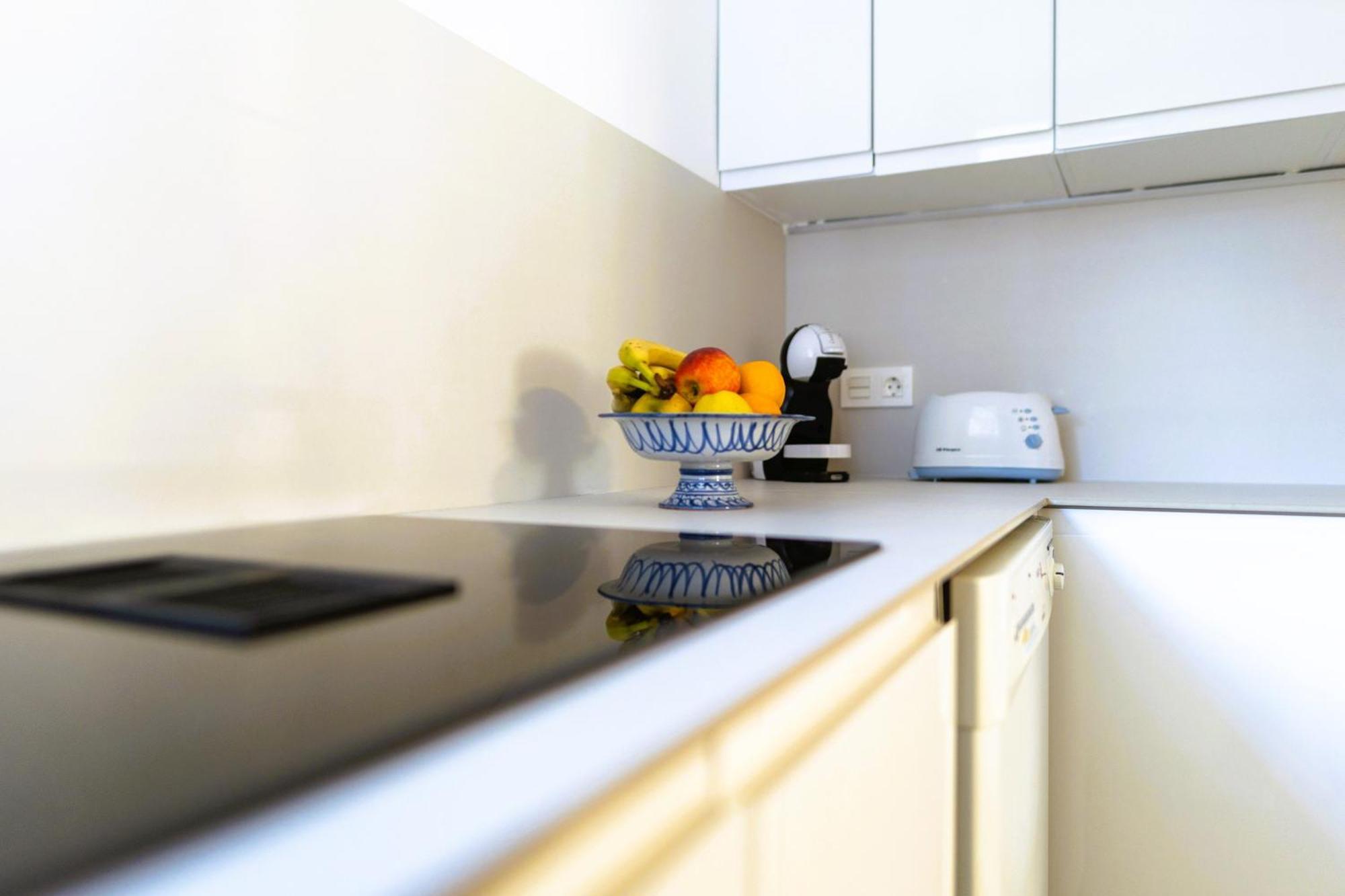 Suitur Beachfront Apartment Roc De Sant Gaieta Roda de Bará Εξωτερικό φωτογραφία